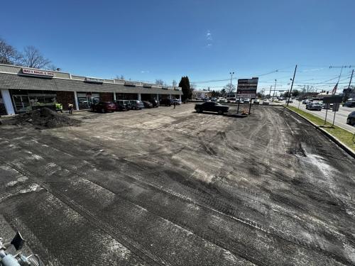 Shopping center asphalt milling